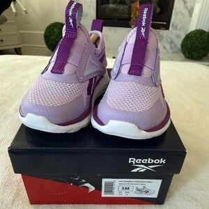 Lite Spinner Purple Reebok Girls Sneakers 5M Kids Slip On Athletic Shoes NEW